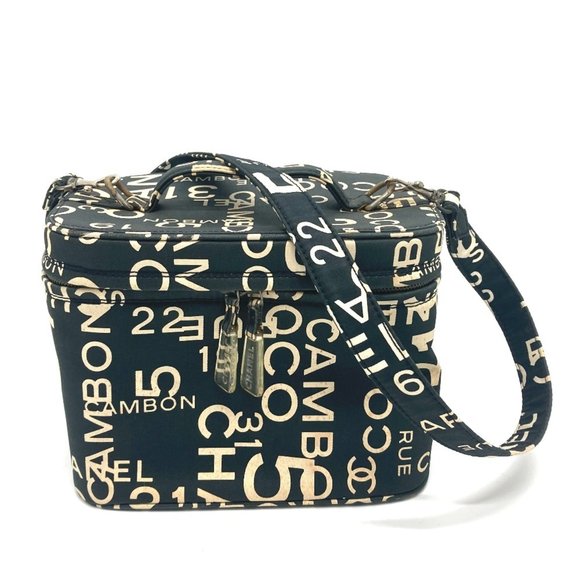 CHANEL Black Shoulder Bag - Picture 1 of 14